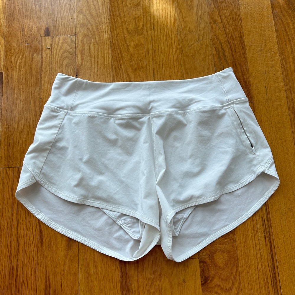 Outdoor Voices Hudson Short White Size Large 2.5 Inch Inseam